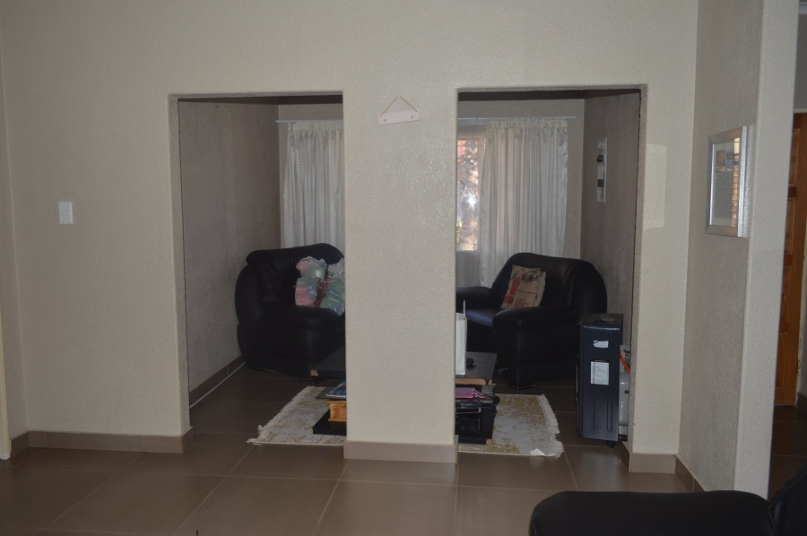 3 Bedroom Property for Sale in La Hoff North West
